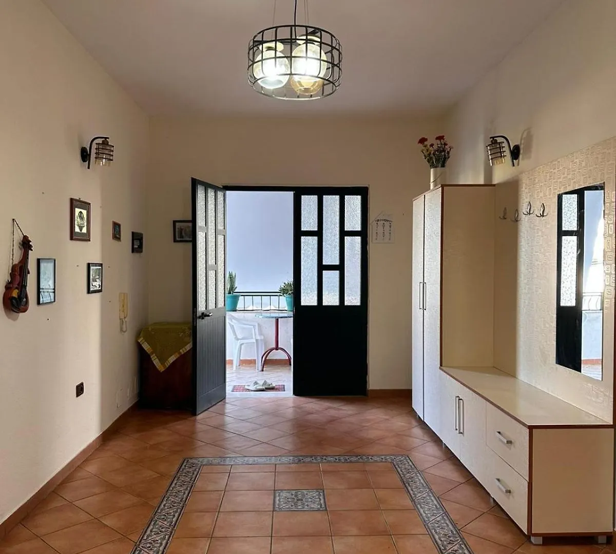 Villa Abba Durrës 0*,